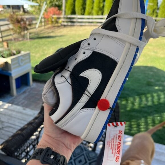 Nike Jordan One Lows - Picture 4 of 8